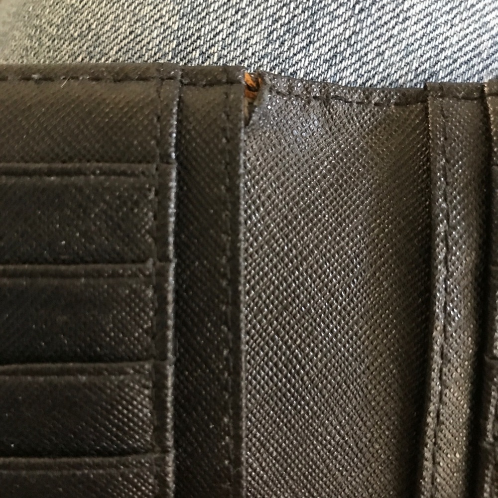 Kate Spade Wallet - Picture 3 of 3